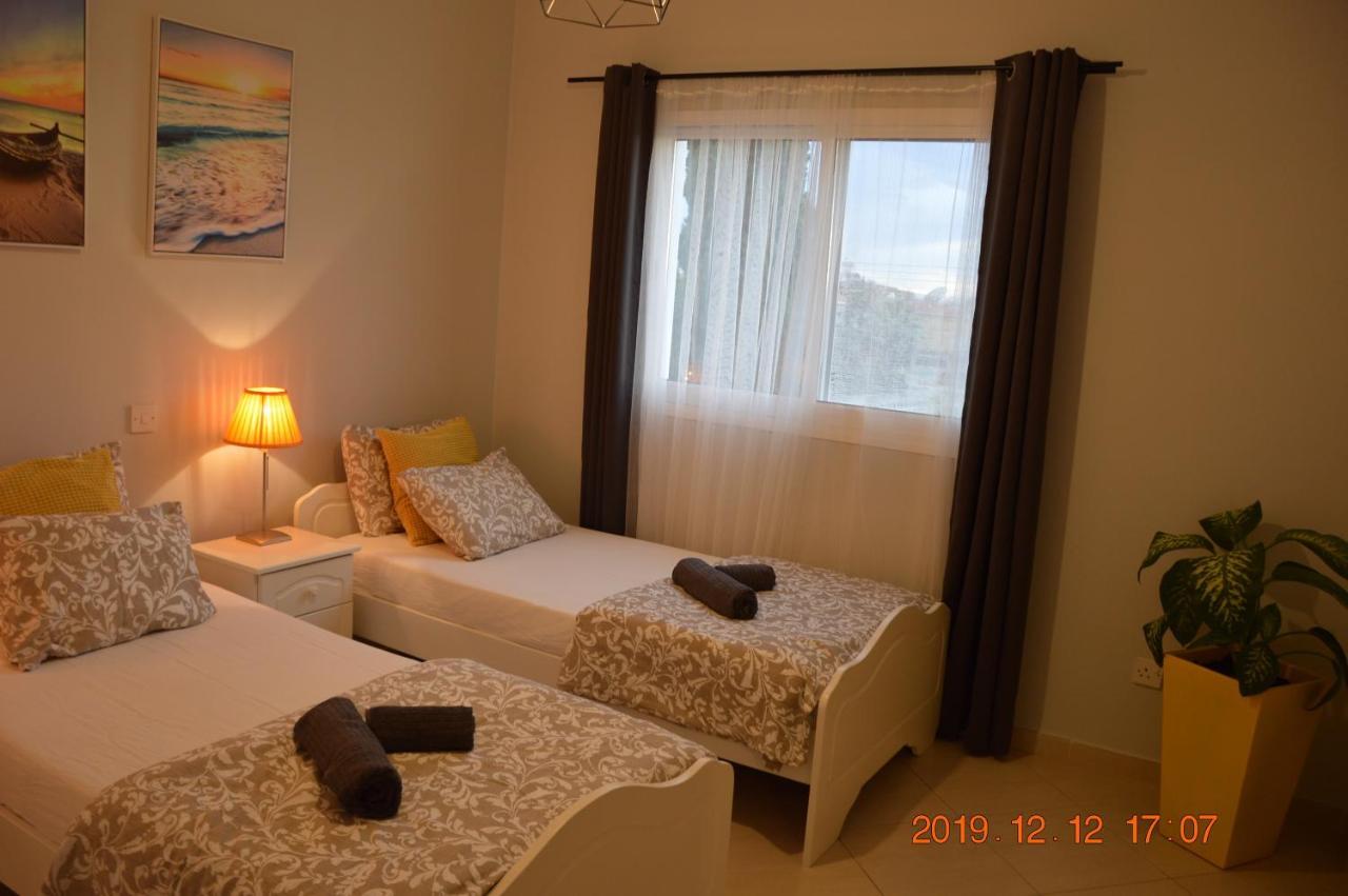 Luxury Apartment Paphos Exterior photo